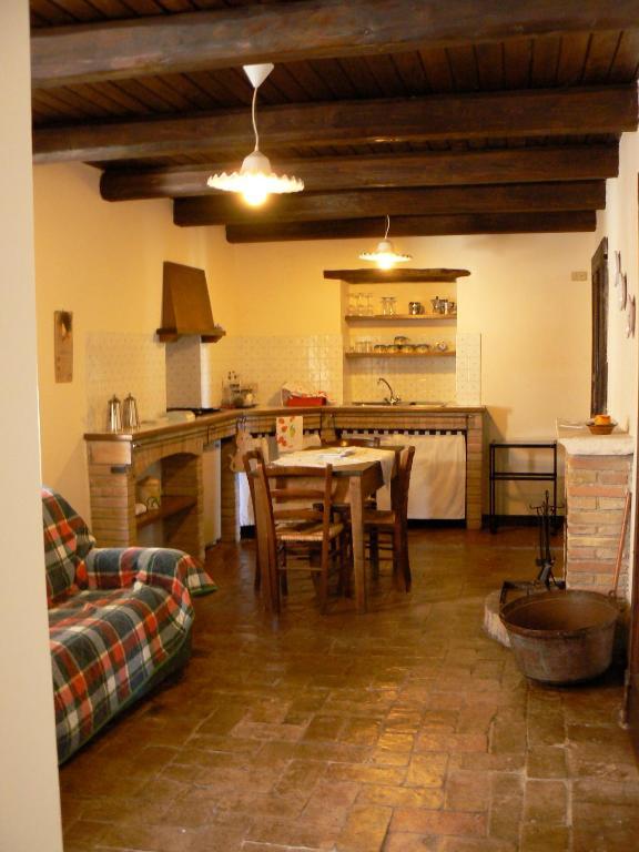 Residence Il Palazzo Santo Stefano Di Sessanio Pokoj fotografie