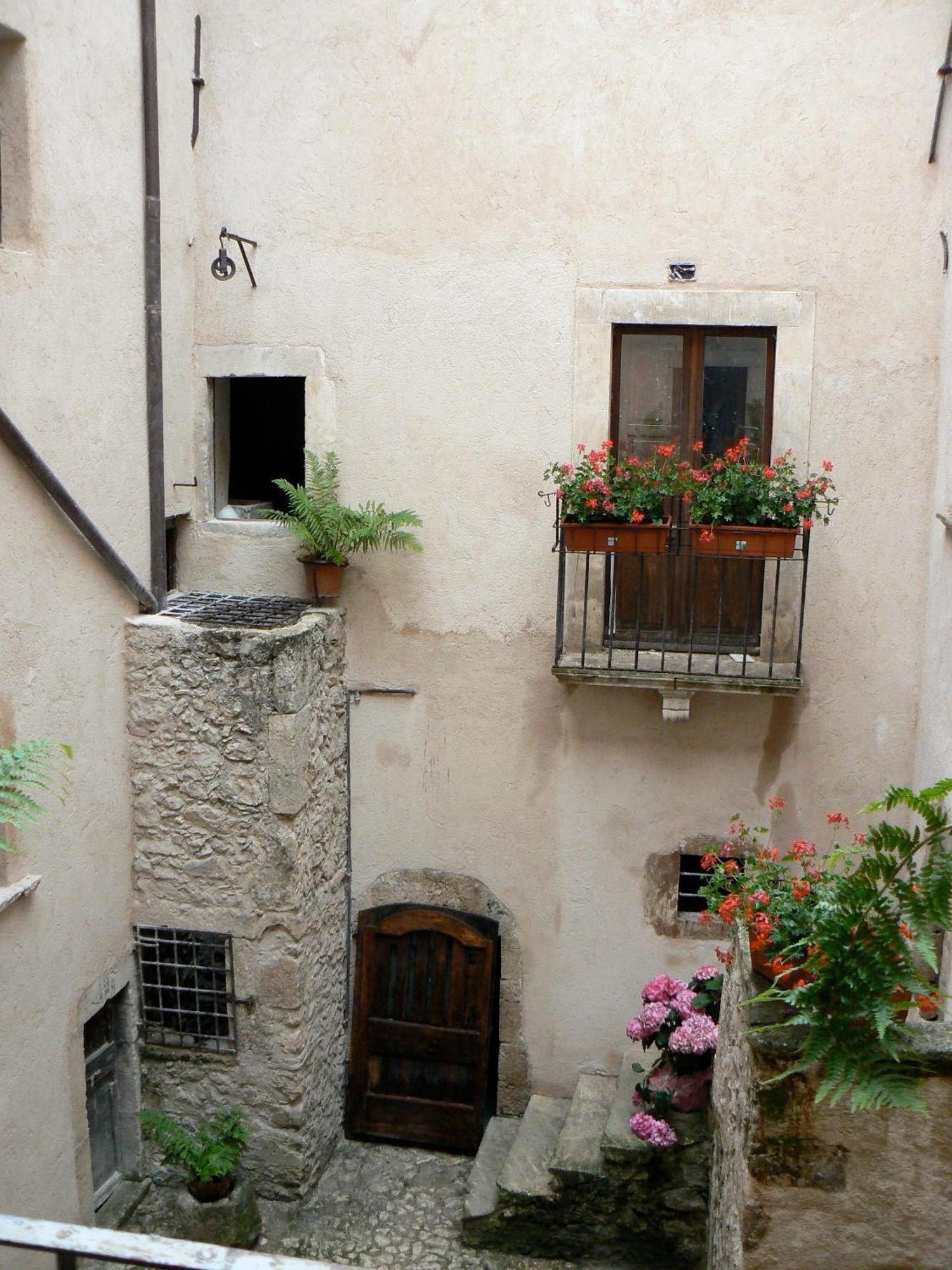 Residence Il Palazzo Santo Stefano Di Sessanio Exteriér fotografie